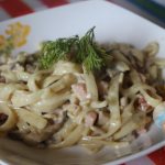 Fettuccine with mushrooms and sausage