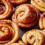 Sugar buns: recipe with step-by-step description and photos