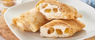 Recipe for filling pancakes with cottage cheese and raisins