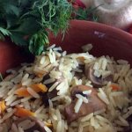 rice with mushrooms according to the classic recipe