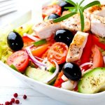 Салат греческий рецепт классический с фетаксой как в ресторане При приготовлении такой удачной